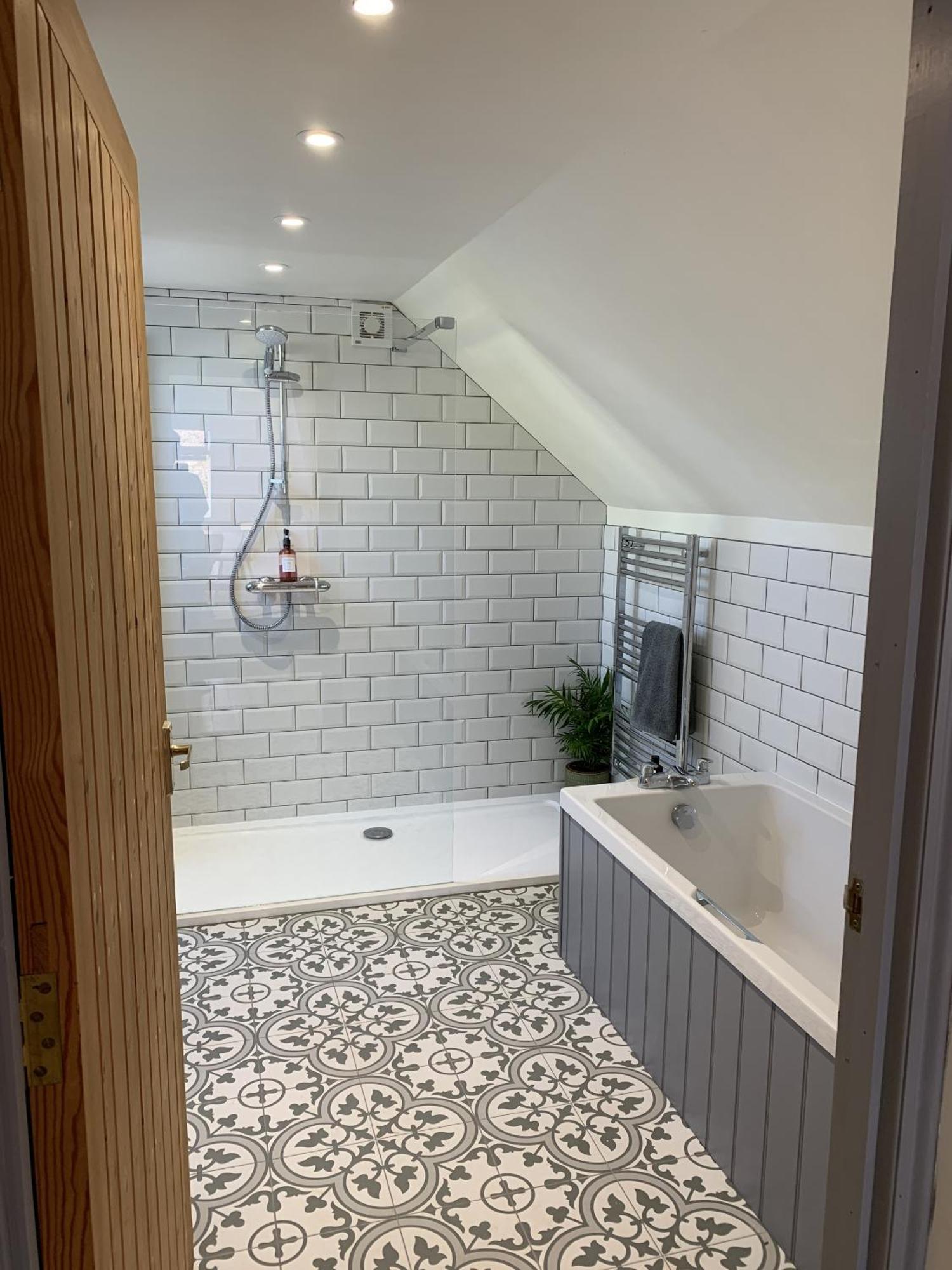 Dragon Orchard Retreat Villa Ledbury Room photo